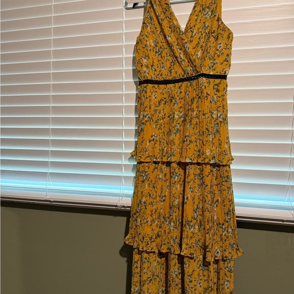 Lulu's Mustard Floral Maxi Dress - Picture 1 of 3